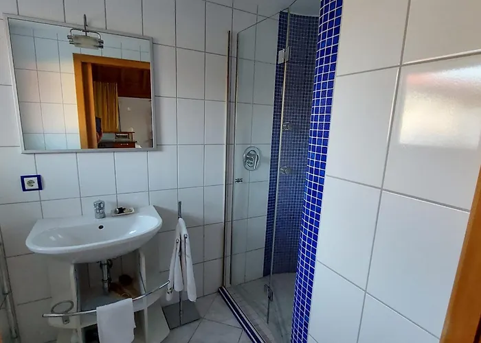 Wasserhaus - Fuer Zwei بيت للعطل *